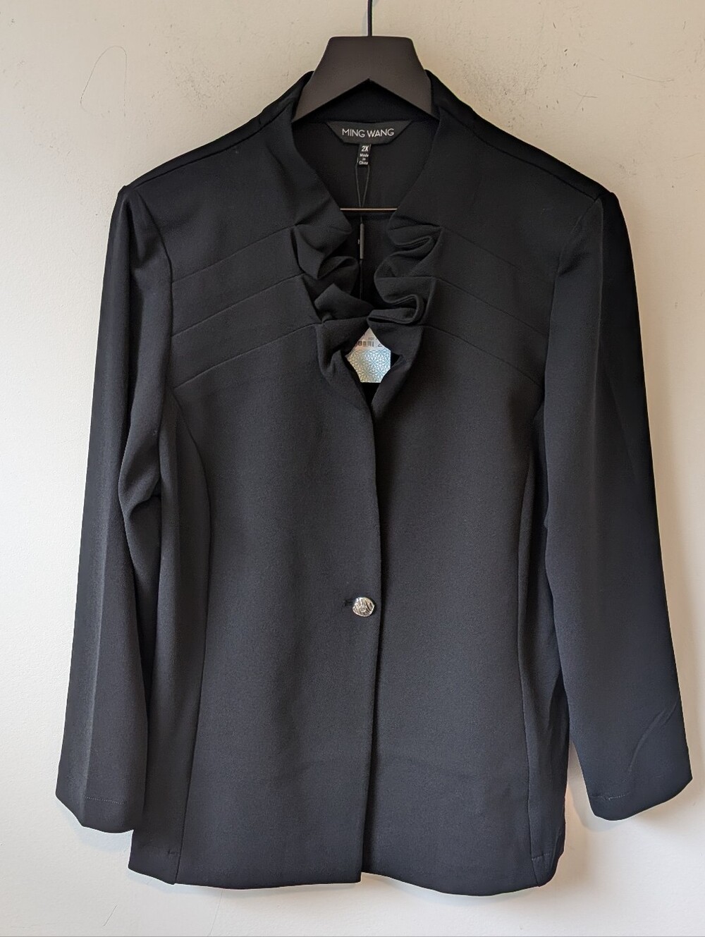 Ming Wang Women's Black Tailored Fit Ruffle Neck One Button Blazer 2X